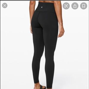 lululemon wunder under black leggings